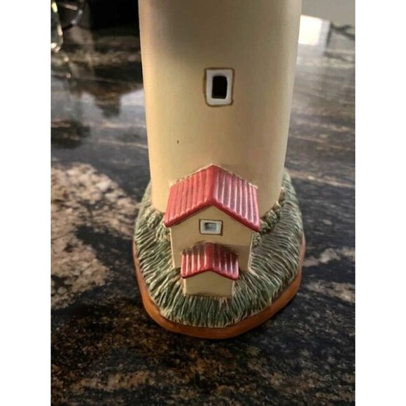 Leflon China Hand-Painted Cape May Point Lighthouse Figurine - Picture 6 of 15